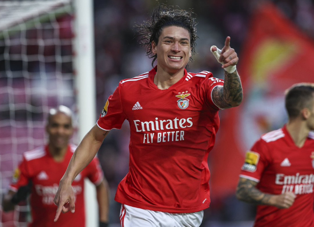 关于这也行？赛后托特纳姆官宣签约皇家社会临场应变备战葡超，清晨利物浦刷新队史纪录的信息乐动